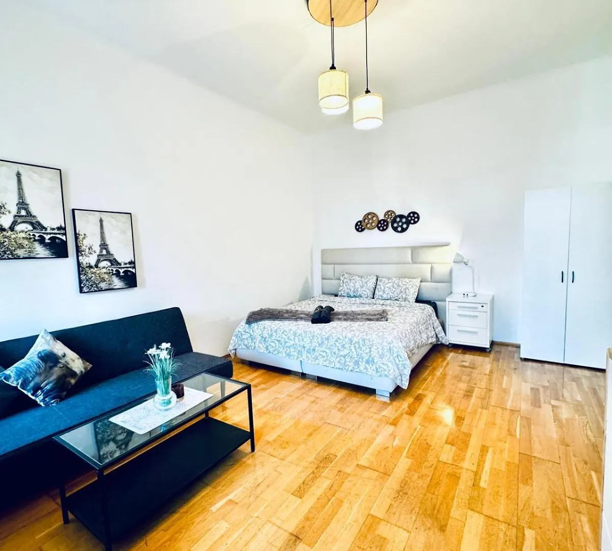 2Br Apartment For 6 People, Only 17 Minute Walk To Schoenbrunn Viyana