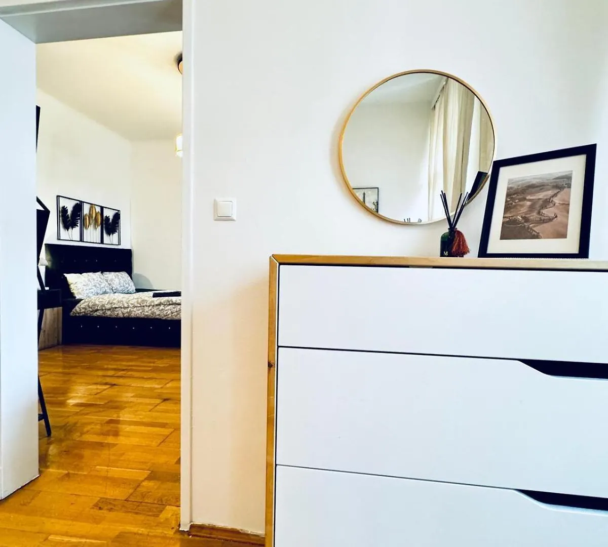2Br Apartment For 6 People, Only 17 Minute Walk To Schoenbrunn Viyana