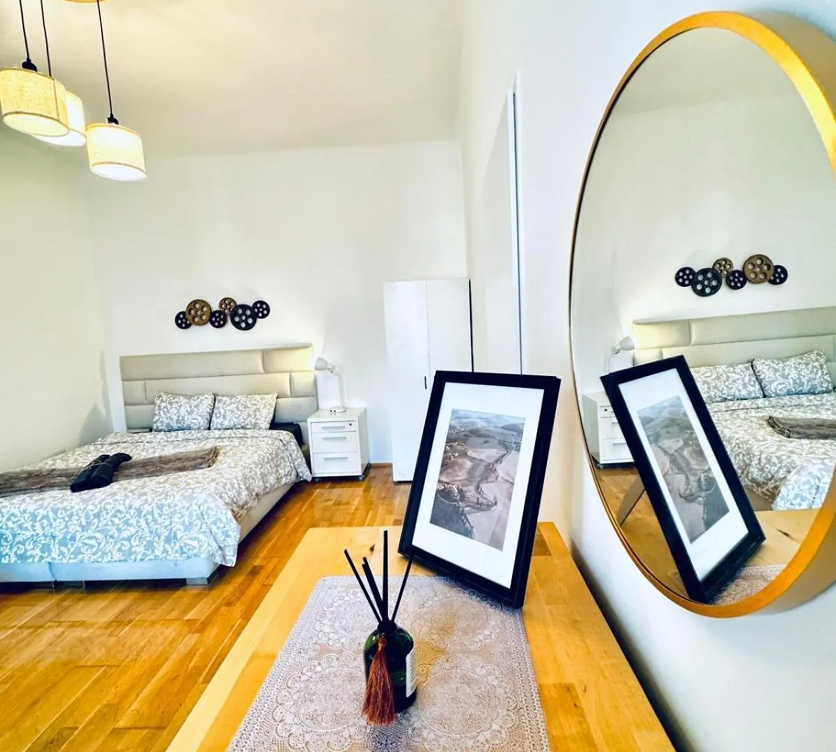 2Br Apartment For 6 People, Only 17 Minute Walk To Schoenbrunn Viena Áustria
